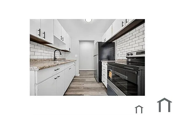 16218 Maple Heights Blvd APT 102A photo 1