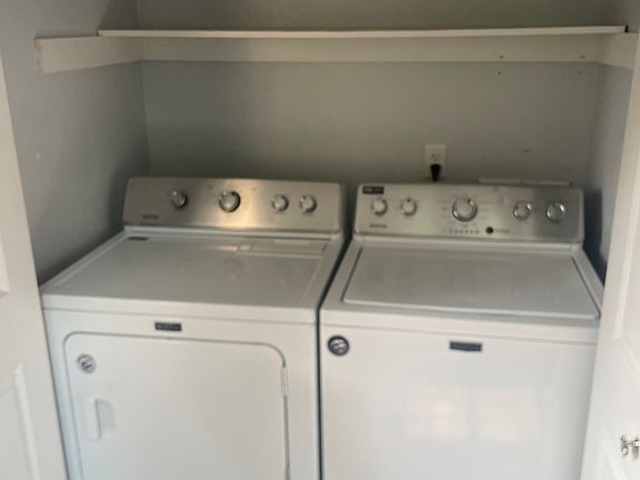 5th image of 581 E 8th St #1
