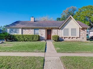 9218 Sharpcrest St, Houston, TX 77036