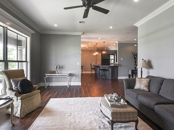 5th image of 3886 Jasmine Blvd
