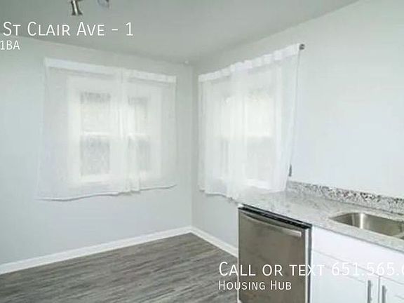 4th image of 940 Saint Clair Ave #1