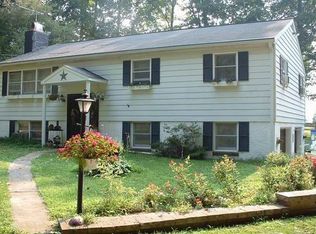 2863 Creek Rd, Elverson, PA 19520