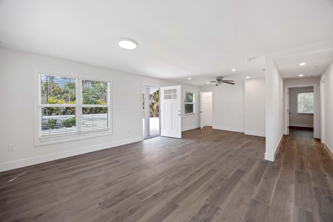 next background image