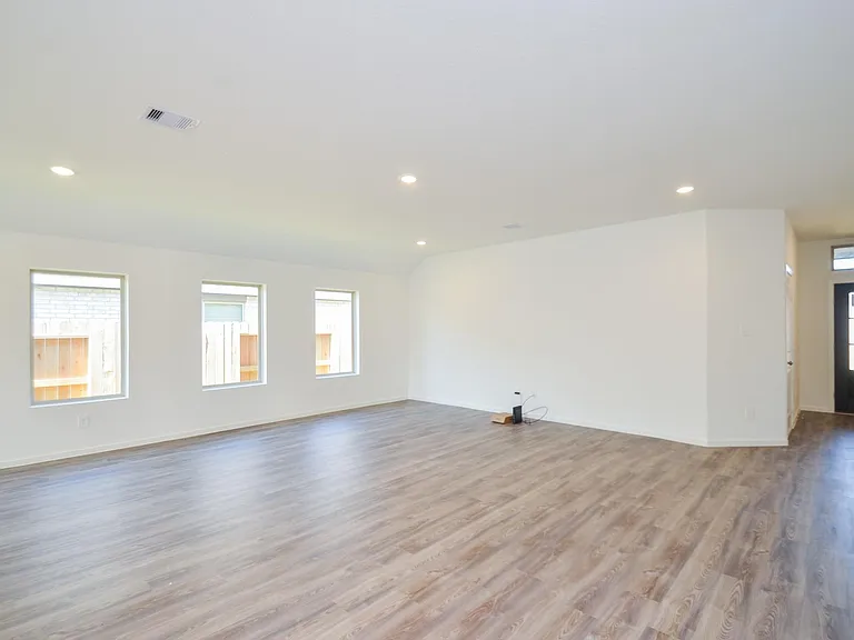 3106 Stonebriar Dr — Photo 23