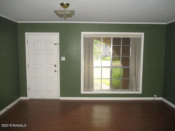 4th image of 307 Thomas Nolan Dr