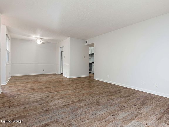 2nd image of 1815 Gardiner Ln APT H72