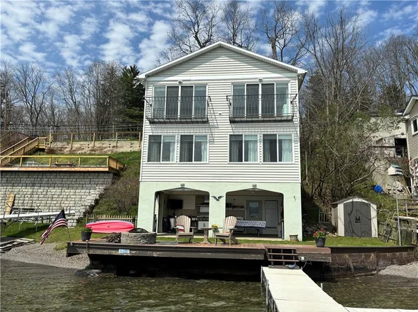 2207 W Lake Rd, Penn Yan, NY 14527