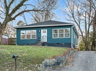 828 Gracey Ave, Clarksville, TN 37040