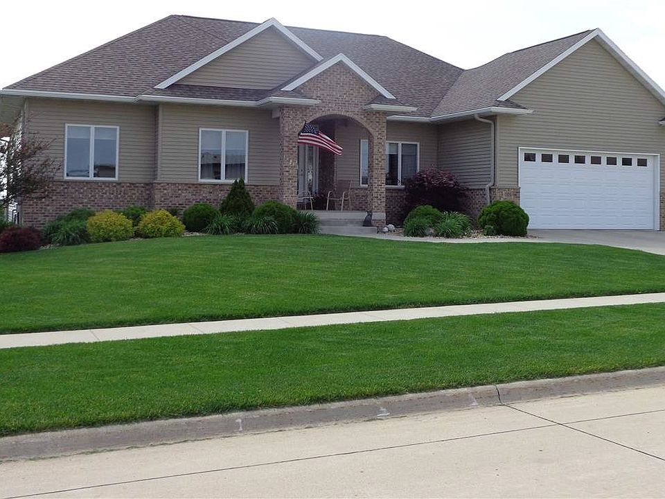 1st image of 105 Fairway Dr