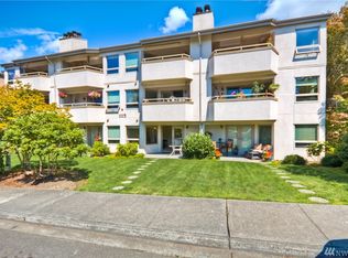 1115 4th Ave S APT 1C, Edmonds, WA 98020