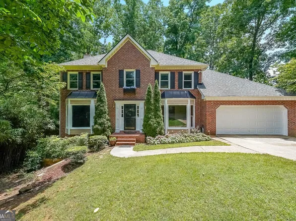 2402 Woodbridge Dr, Marietta, GA 30066