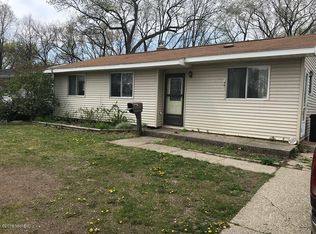 1461 40th St SW, Wyoming, MI 49509