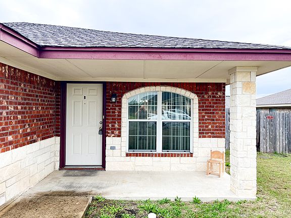 2nd image of 4305 Elms Run Cir APT B
