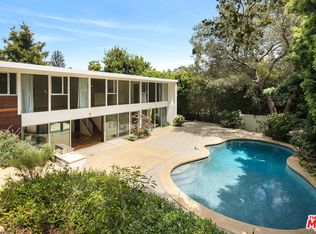 731 Greentree Rd, Pacific Palisades, CA 90272