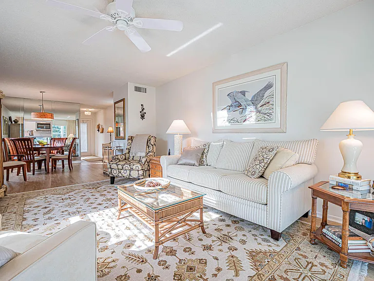 36 Vista Gardens Trl #201 — Photo 9