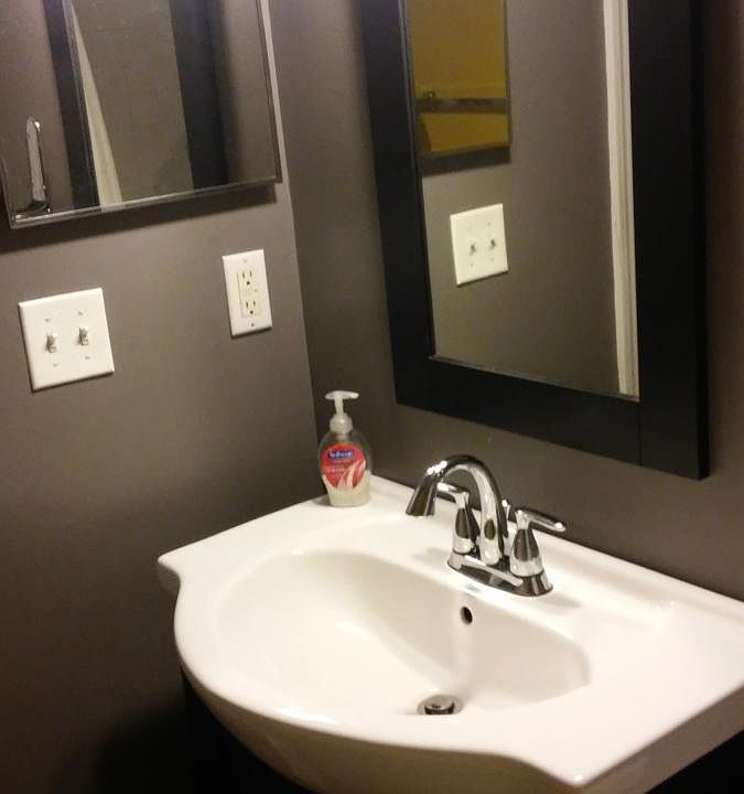 2nd bathroom