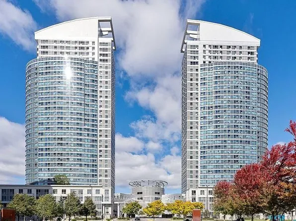 36 Lee Centre Dr, Toronto, ON