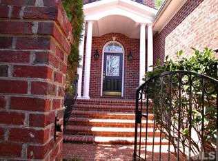 2536 Carriage Oaks Dr, Raleigh, NC 27614