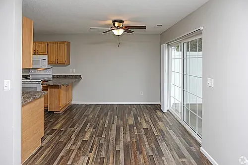 Georgetown Townhomes — Photo 37