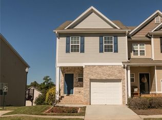 4654 Beacon Ridge Ln, Flowery Branch, GA 30542