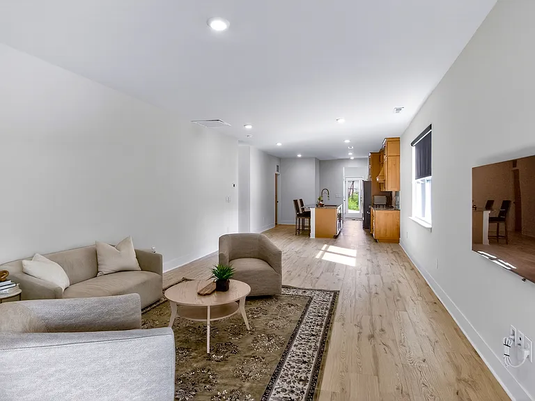 806 Dorset Stream Dr — Photo 4