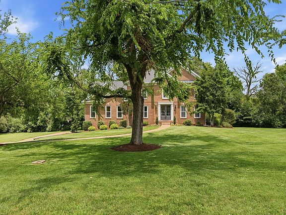 2nd image of 414 Mayfield Pl