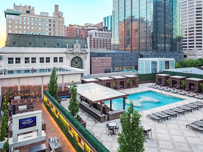 The 20,000 Sq. Ft. Pool Deck at One Light Luxury Apartments in Kansas City