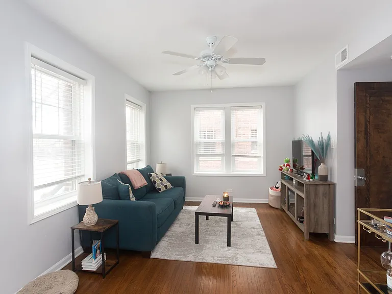 3708-14 N. Sheffield — Photo 5