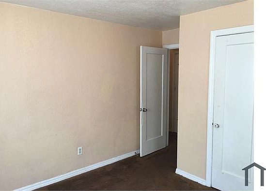1st image of 2237 NE 20th St