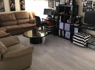 6880 Drake Rd, West Bloomfield, MI 48322