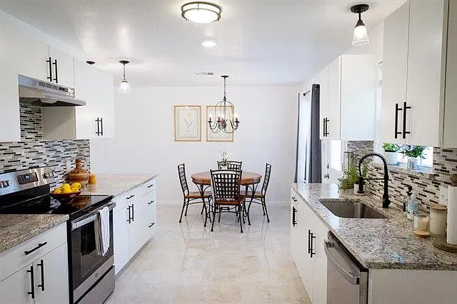 3716 French Wood Dr — Photo 4
