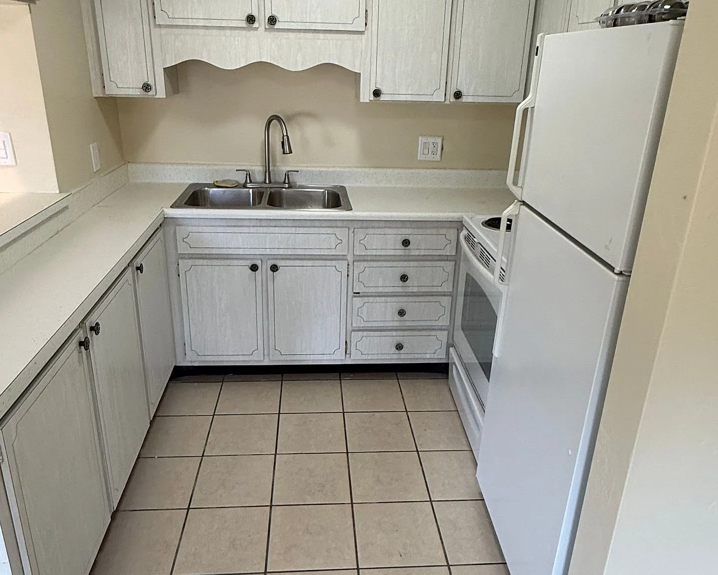 1 bed, 1.0 bath, 686 sqft, $1,200 — Photo 3
