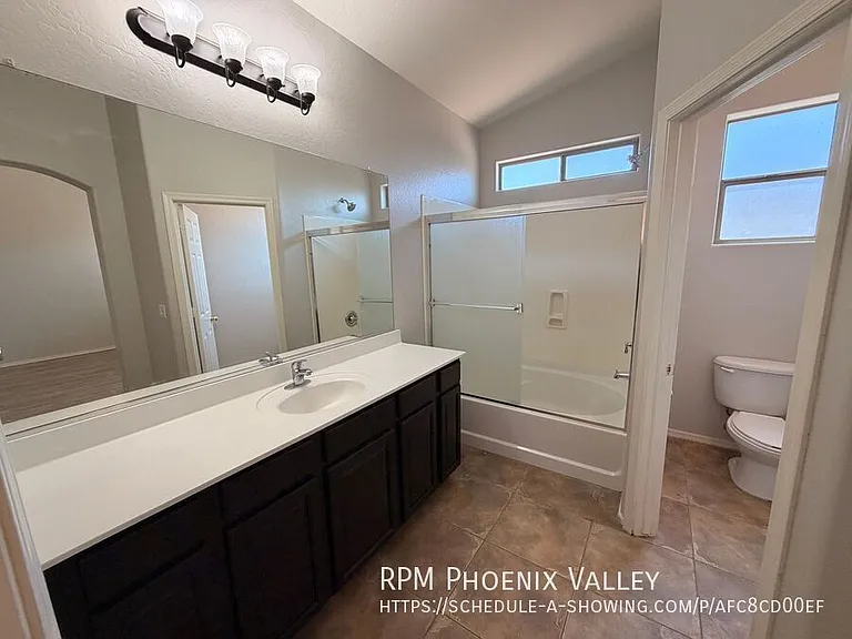 17057 W Manchester Dr — Photo 13