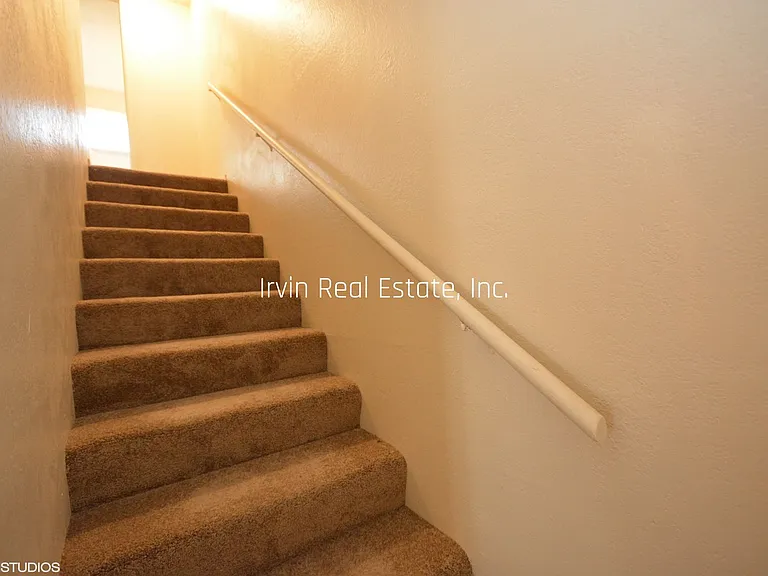 3303 N Franklin Ave — Photo 5