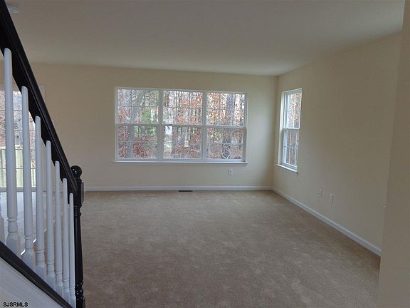 4th image of 316 Maria Loretta Ln