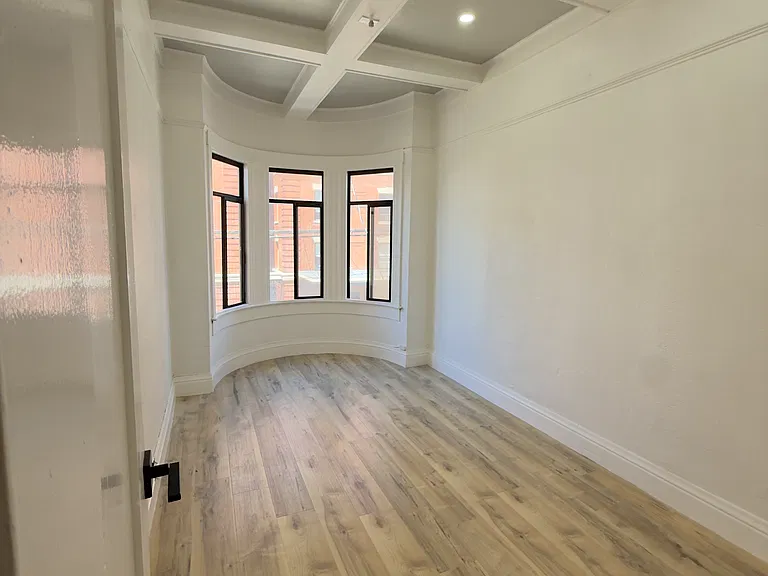 1338-1340 Hyde St #1 — Photo 9