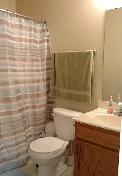 455 Thompson Dr — Photo 8