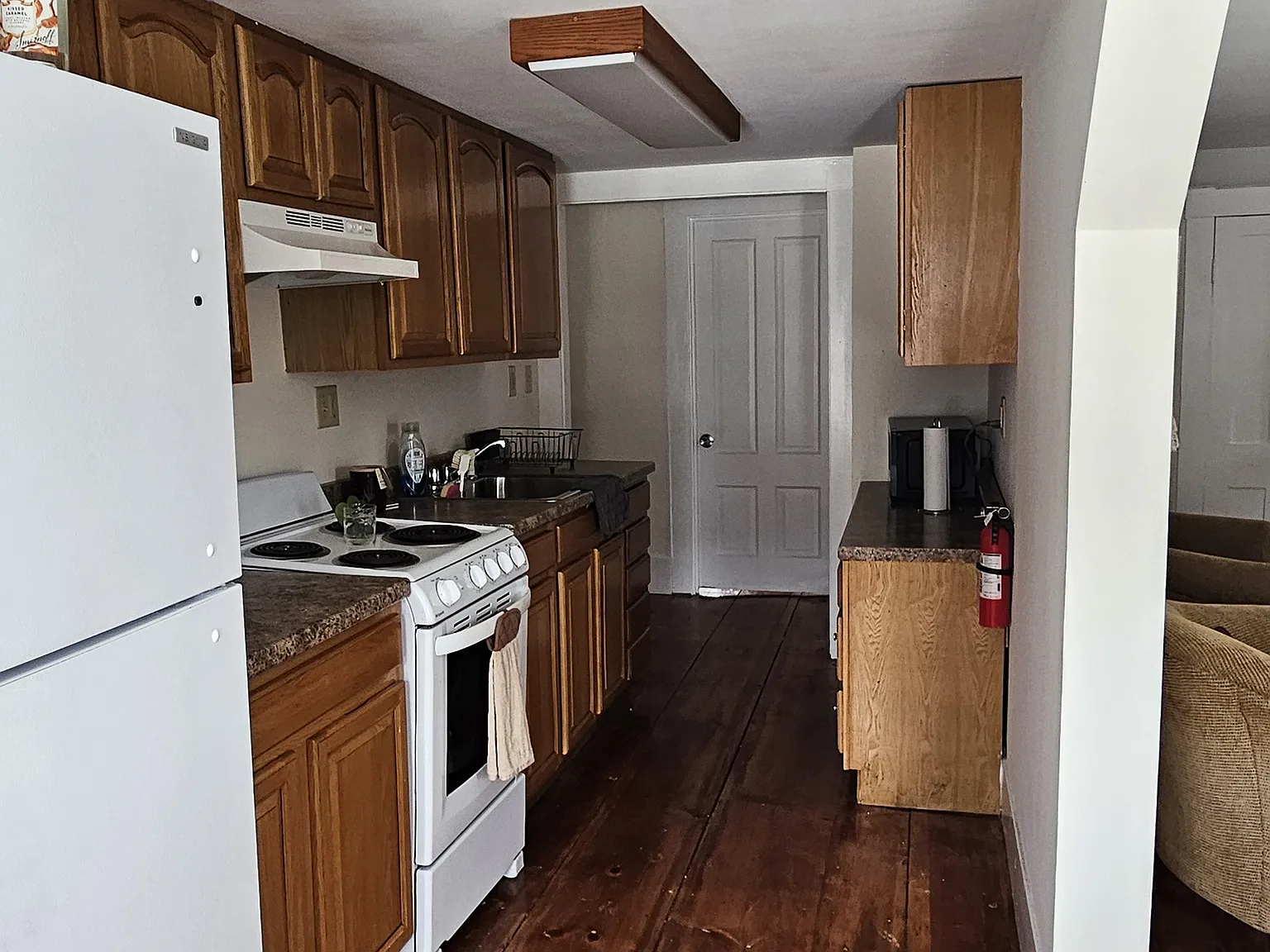 2 bed, 650 sqft, $1,450 — Photo 2