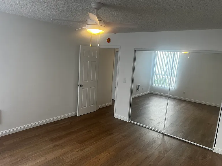 Beachwood Village Apartments — Photo 151