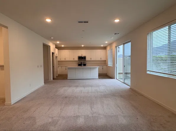 35251 Orchard Trl, Fallbrook, CA 92028