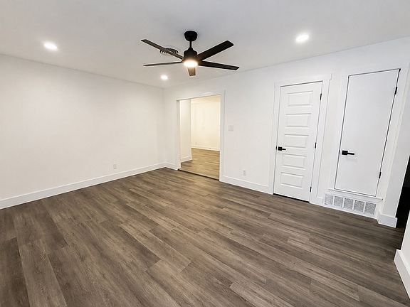 5th image of 1323 Crestridge St
