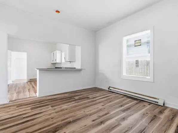 1010 W 2nd St #2, Anderson, IN 46016