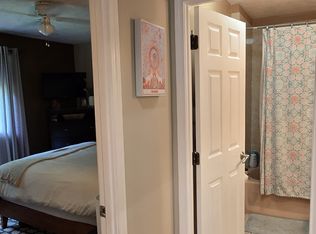 310 Brook Village Rd APT 17, Nashua, NH 03062