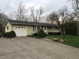 4884 Indian Trail Rd, Northampton, PA 18067