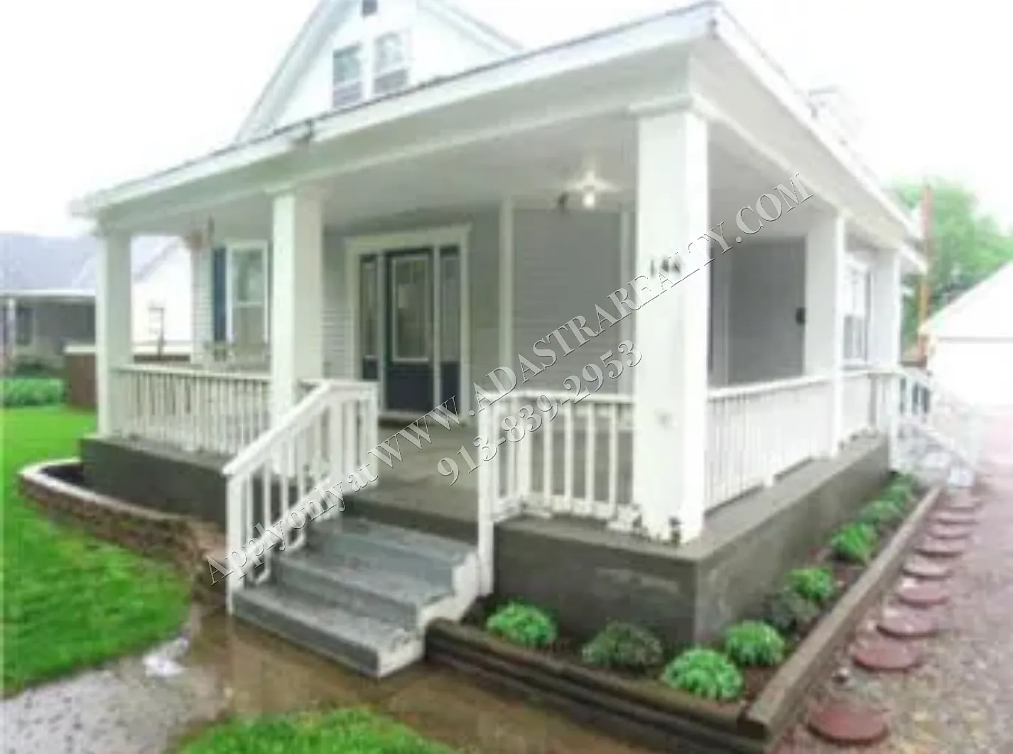 Spacious 4 Bed 2 Bath Home in Gardner-Available NOW!! — Photo 2