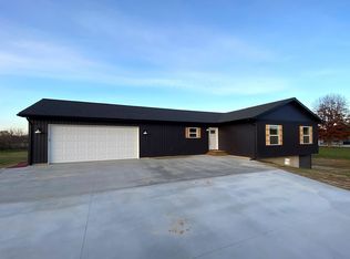 6722 Osborne Rd, Delton, MI 49046