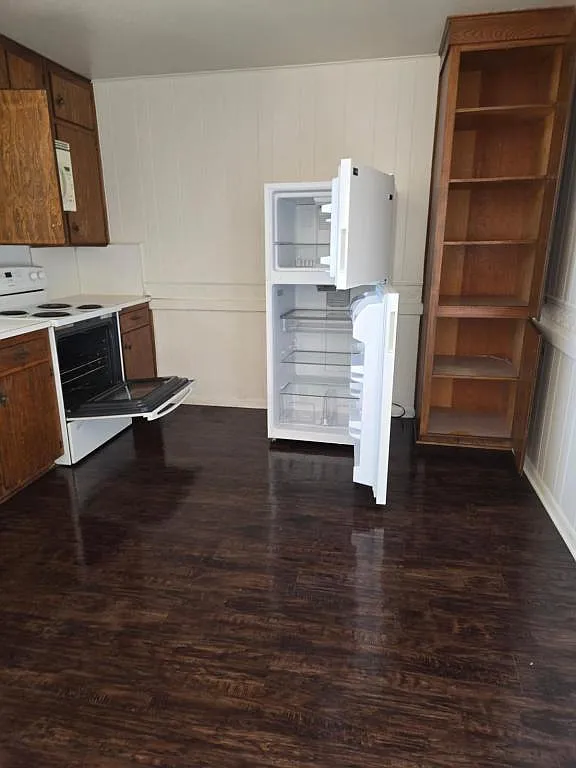 1605 Saunders St #7 — Photo 3