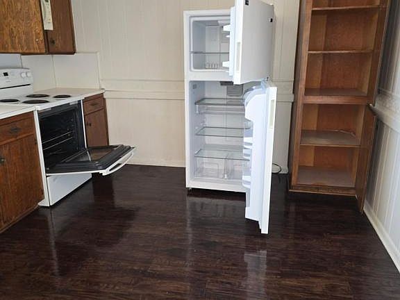 3rd image of 1605 Saunders St APT 7