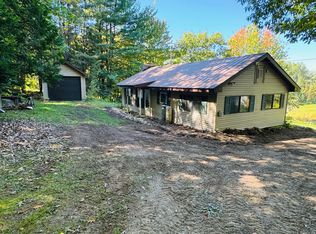 9151 E Northshore Dr, Sault Sainte Marie, MI 49783