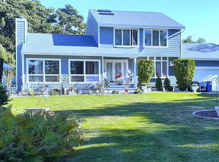 43 Adelia Path, Riverhead, NY 11901